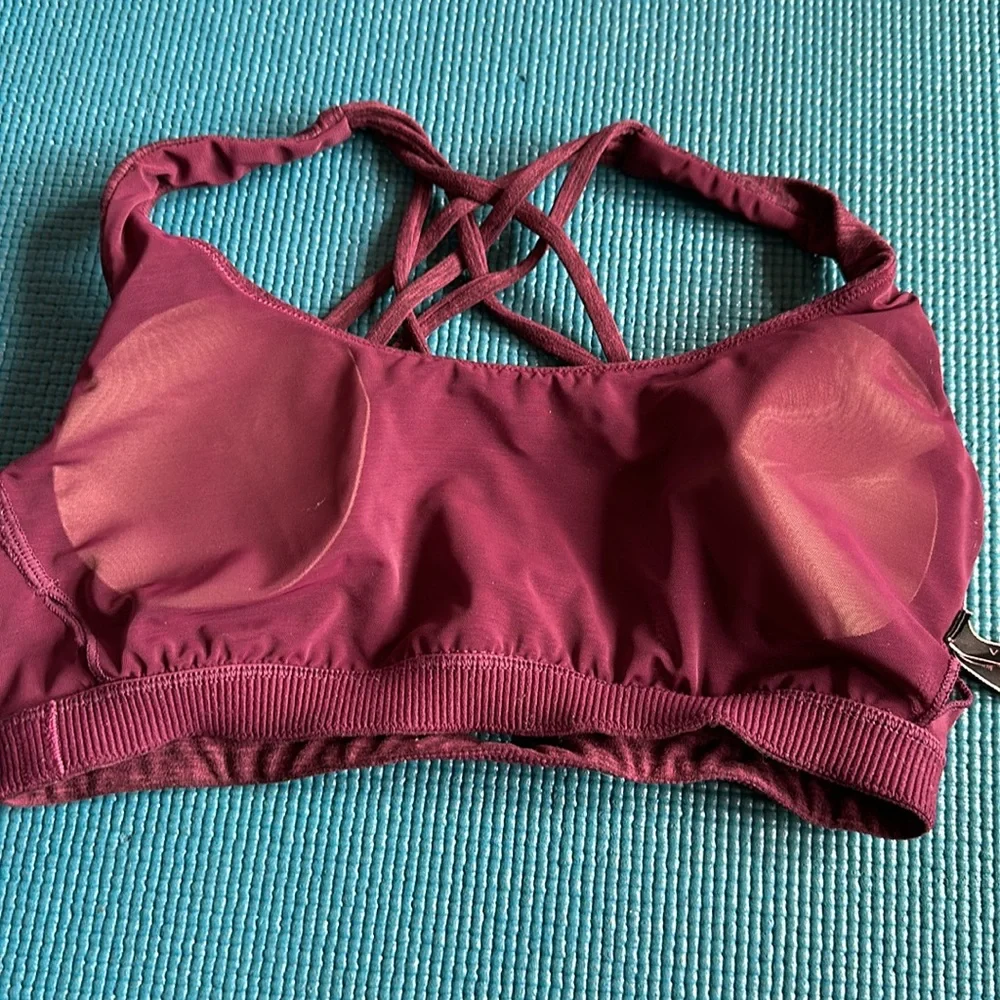 Victoria’s Secret Essential Strappy Back Sports Bralette Burgundy Heather Medium - Picture 7 of 9